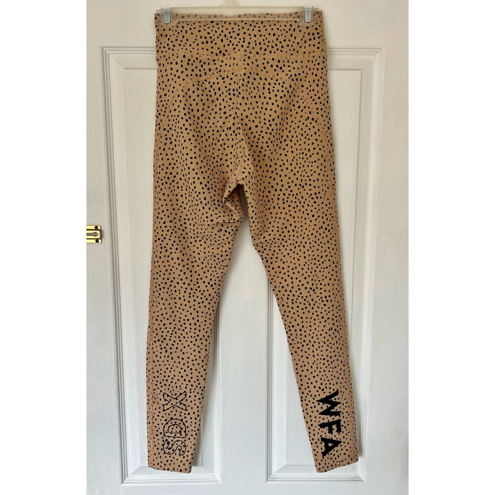 SARAHS DAY x WHITE FOX Boutique Speckle Workout Set - Picture 8 of 8